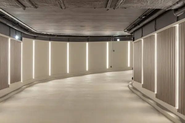 Входная группа комплекса Carre Blanc. Москва