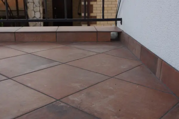 Балкон Paradyz Scandiano Rosso