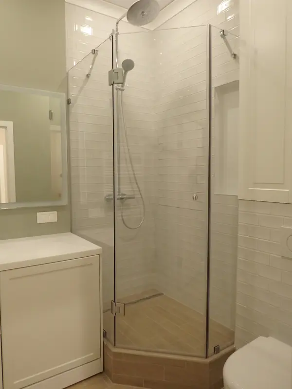 Счастье на Мичуринском - отделка санузла с душевой кабиной в новостройке