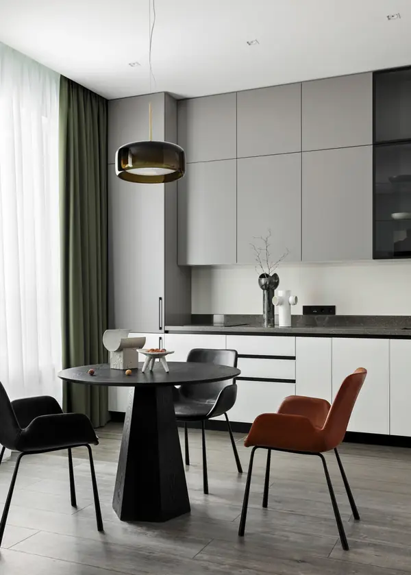 ИЗЯЩНЫЙ АНДЕГРАУНД