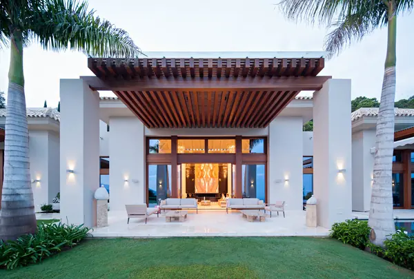 Дом с видом на Гибралтар