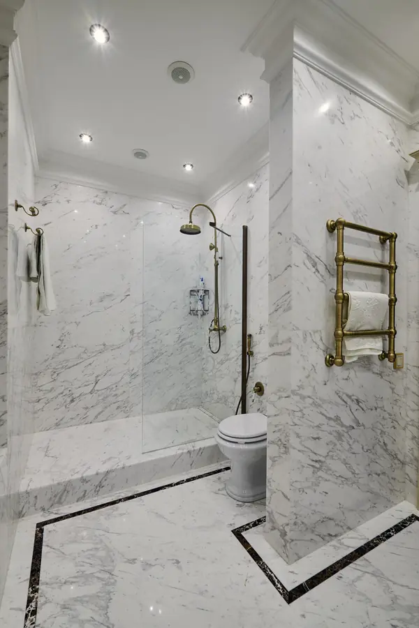 Смольный парк