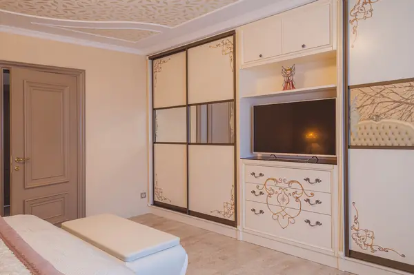 Уютная классика загородного дома