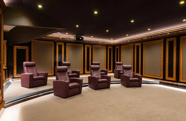 Домашний кинотеатр