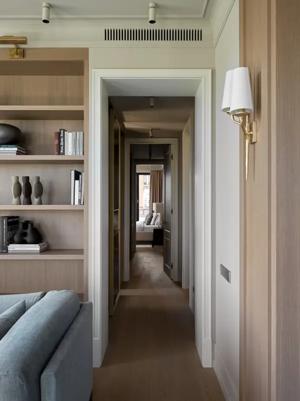 КВАРТИРА С ВИДОМ НА ЖИВОПИСНЫЙ МОСТ_VANDER PARK