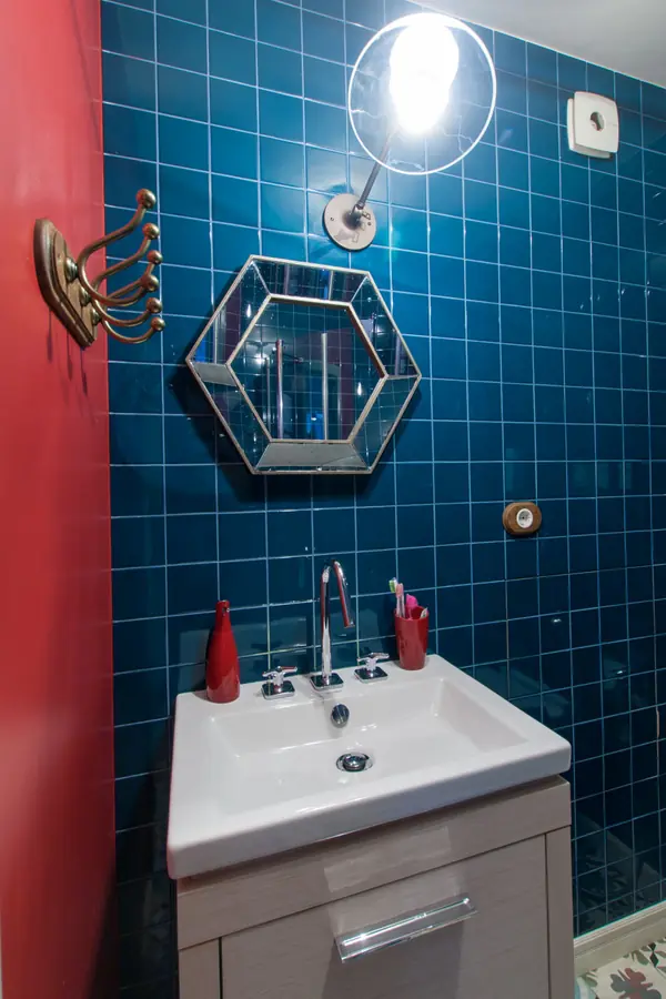 В гостях: Ретро-квартира в стеклянной башне