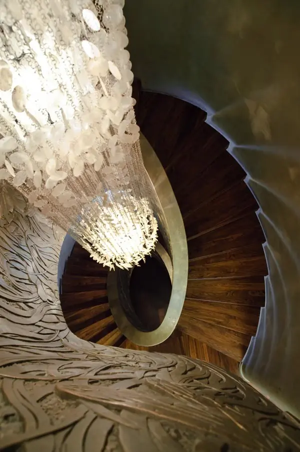 Дом со стрекозами