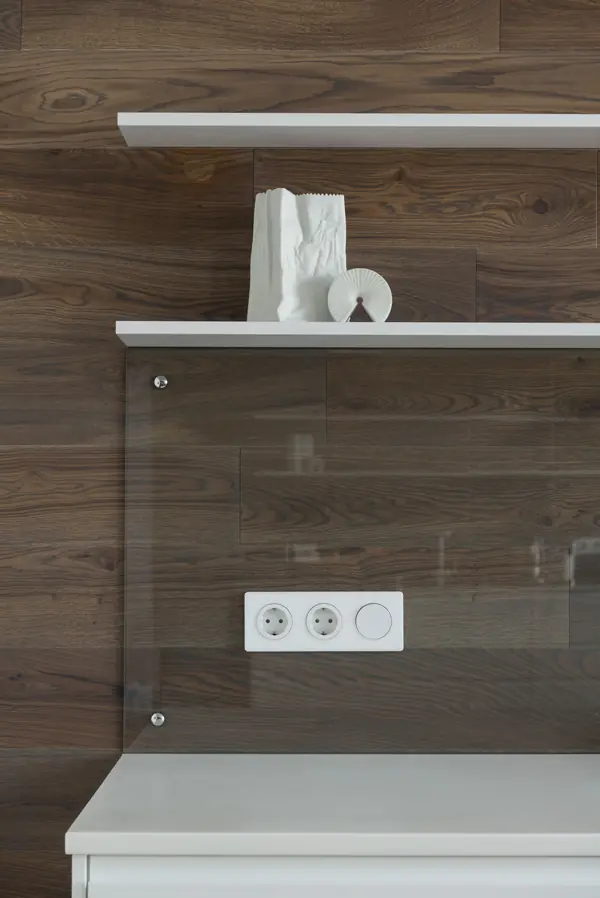 White and Wood Интерьер квртиры в ЖК "Лермонтов" в Ростов-на-Дону