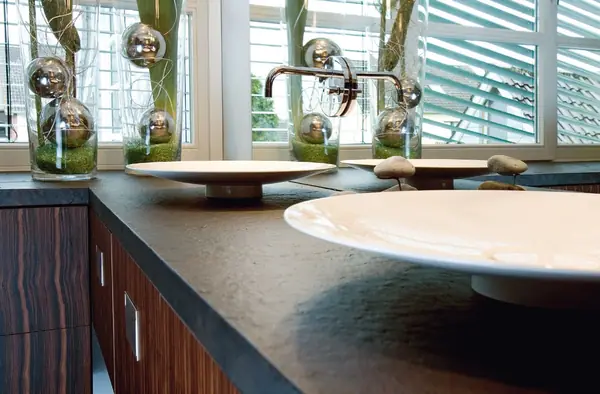 Каменный шпон