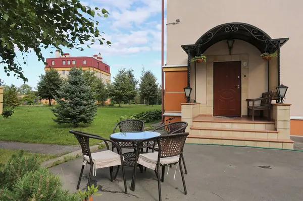 Трехкомнатная квартира на Петергофском