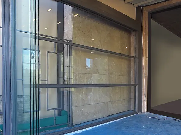 Раздвижное остекление террасы в Сочи