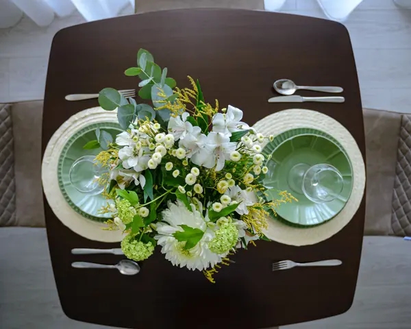 "Природная сдержанность"