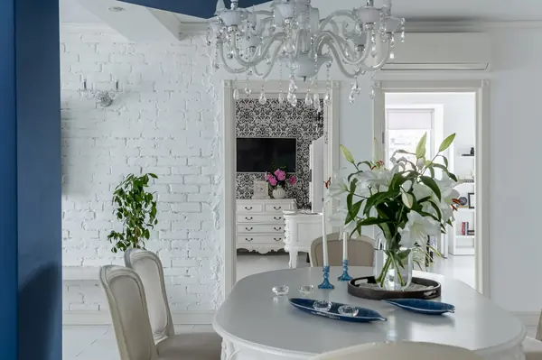 БЕЛОСНЕЖНАЯ ОПОЧИВАЛЬНЯ