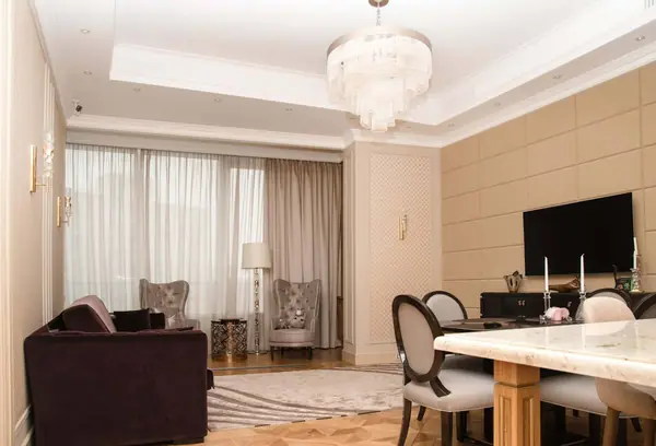 Дизайнерский ремонт в пятикомнатной квартиры 149 м2