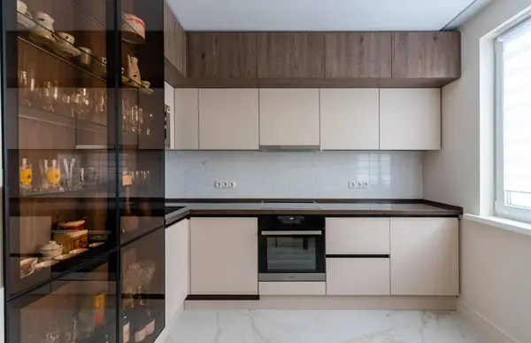 Кухня угловая в цвете Дуб Давос Трюфель и бежевый песок