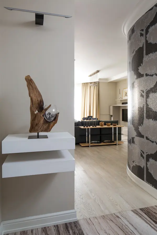 Античный минимализм - квартира на Арбате 85 м2