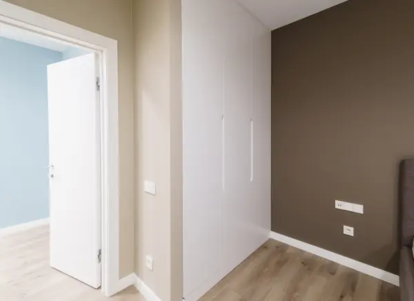 Встроенный шкаф