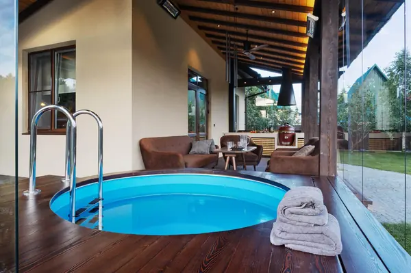 Остекленная терраса ЕЩЕ НЕМНОГО ЛЕТА