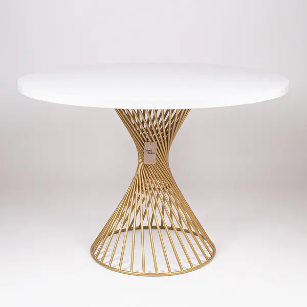 Обеденные столы