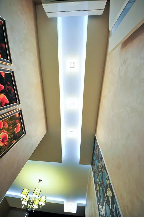 Скай Форт. Необычный интерьер квартиры площадью около 100 м2