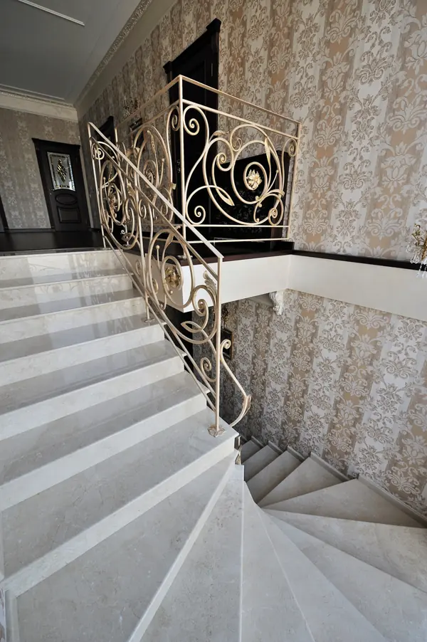 Интерьер дома в классическом стиле (250 кв м)