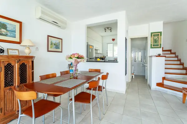 Cozy villa margo by the sea