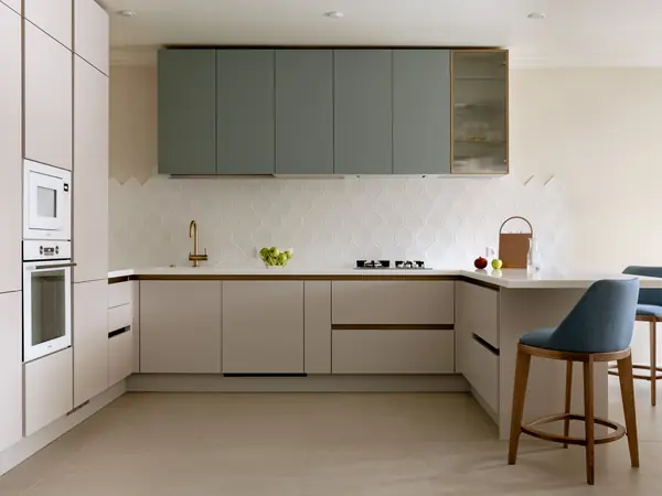 Квартира на набережной