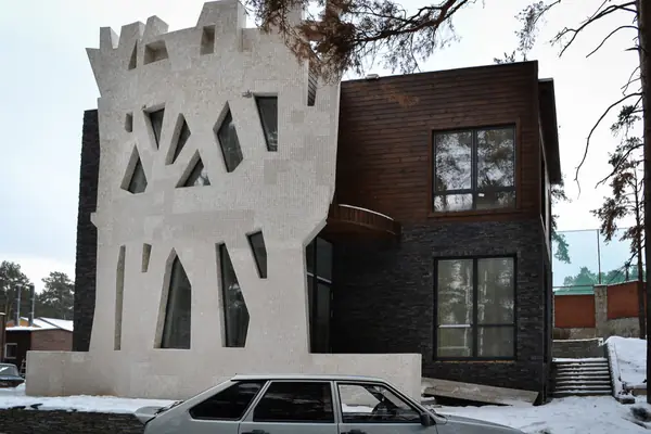 Остекление фасада загородного дома