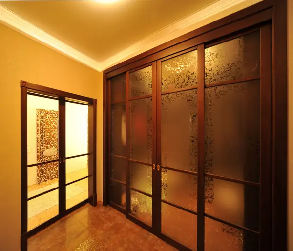 Матовый рисунок на стекле