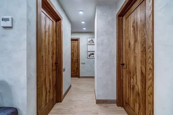 Двери в стиле Рустика