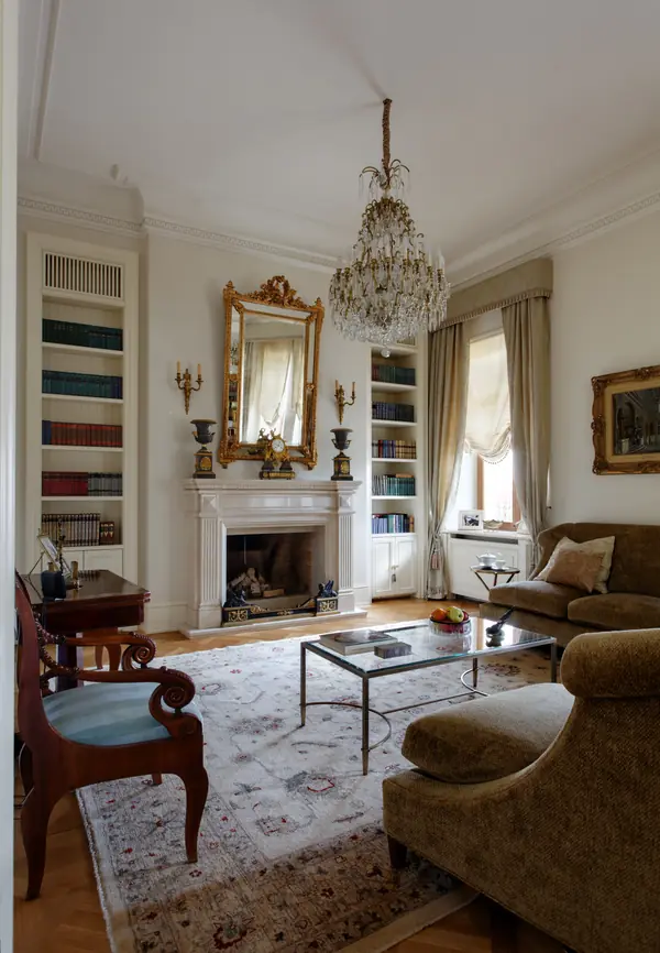 Интерьер дома в посёлке Монолит