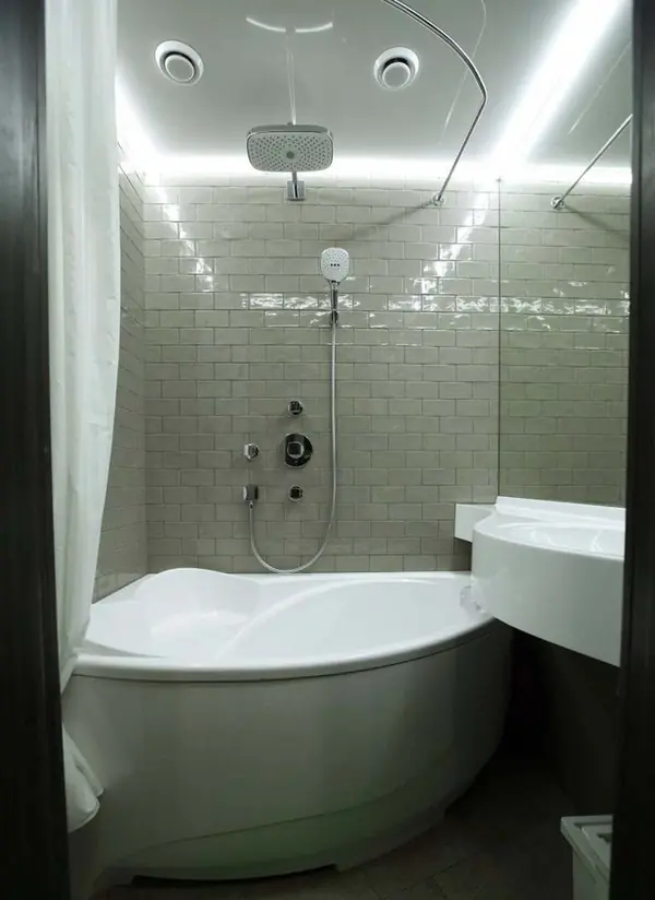 Ванна Грация и раковина Фокус в интерьере