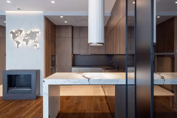 One-bedroom apartment in Skyscraper