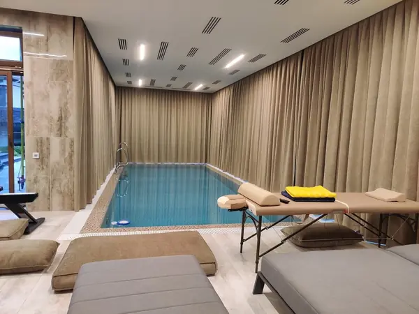 Бассейн в КП "Монтевиль"