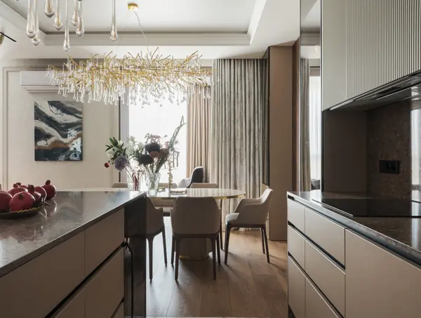 Реализация современной четырехкомнатной квартиры площадью 170 м²