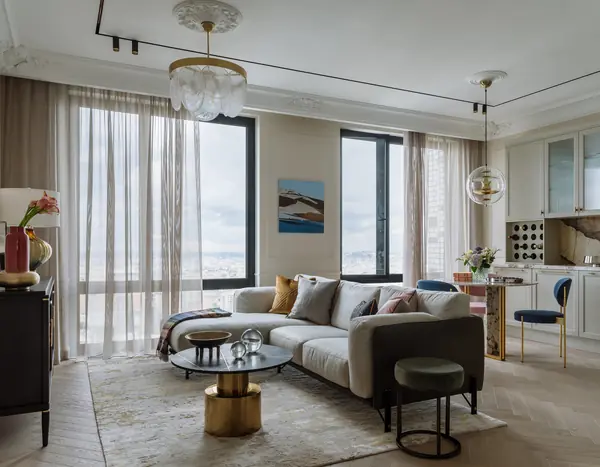 Французская классика в современной интерпретации