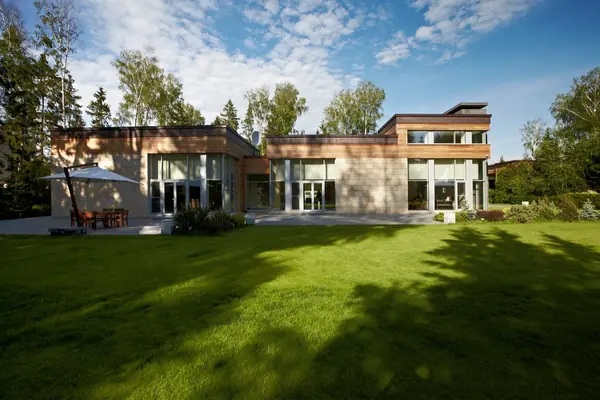 Современный дом