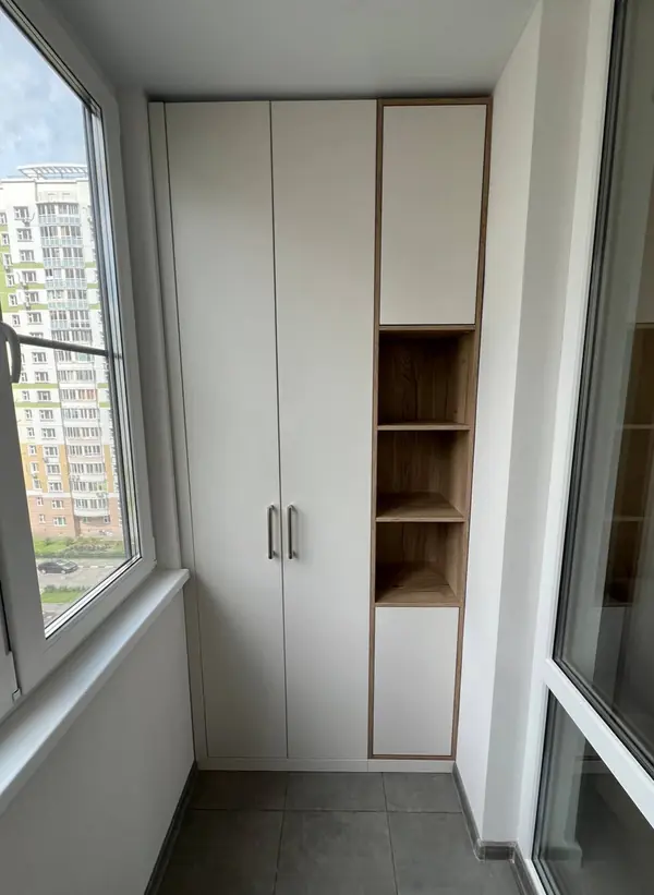 Распашные шкафы