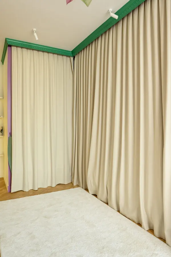 Квартирный вопрос - цветущая магнолия