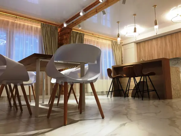 Деревянный дом в современном стиле