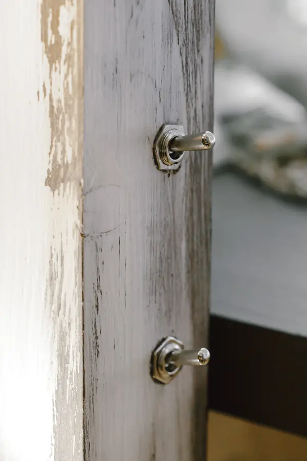 Гримерное зеркало с лампочками