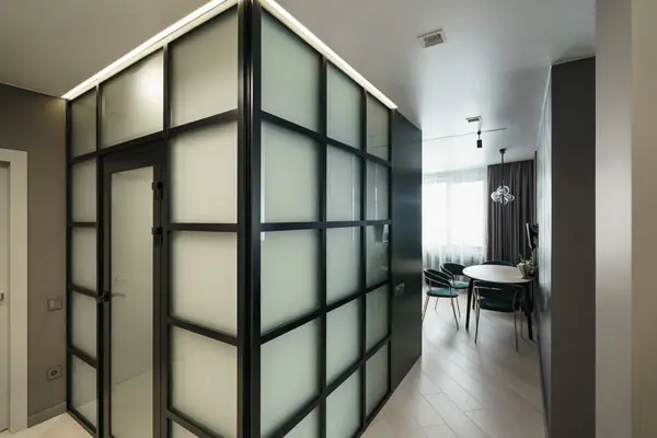 Темные акценты