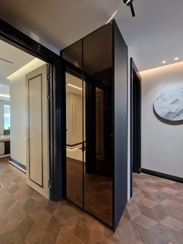 Стеклянный гардероб