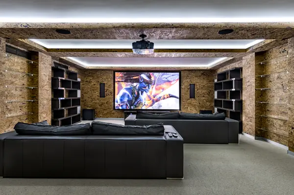 Просторный загородный дом в современном стиле