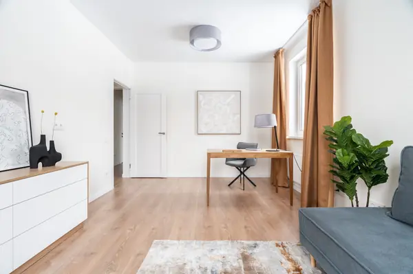 Янила Драйв