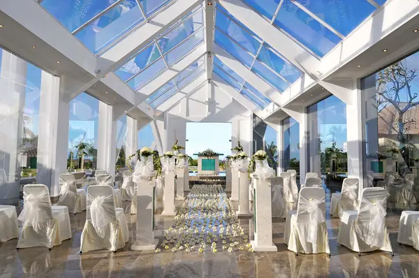 Свадебный декор и интерьер