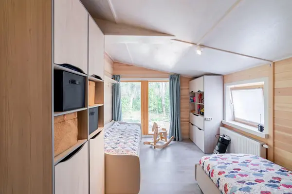 Детская комната с мебелью для двоих детей