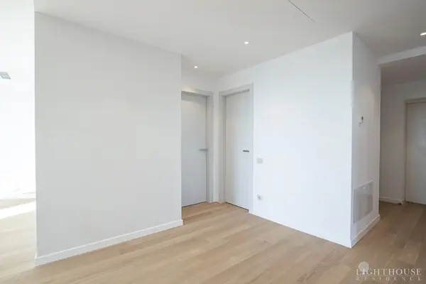 На фоне солнца. Пентхаус в Бухаресте