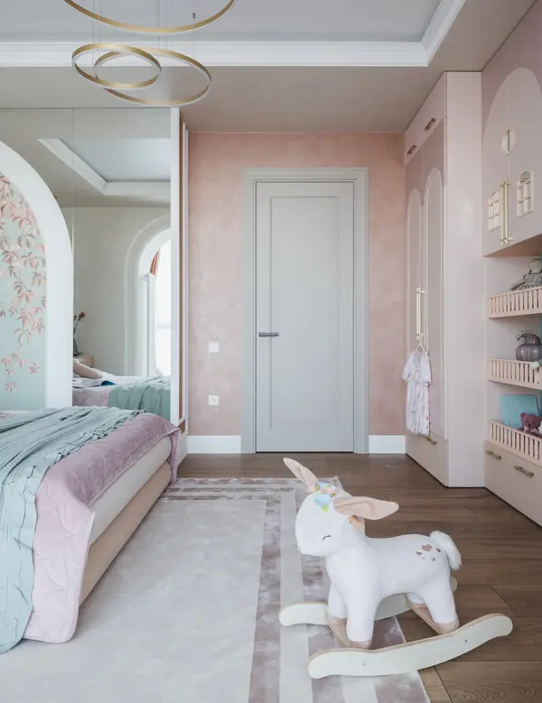 Реализация современной четырехкомнатной квартиры площадью 170 м²