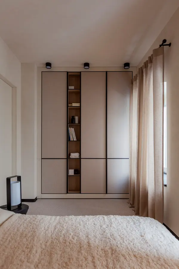 Добрая квартира - интерьер 49м² в доме XIX века